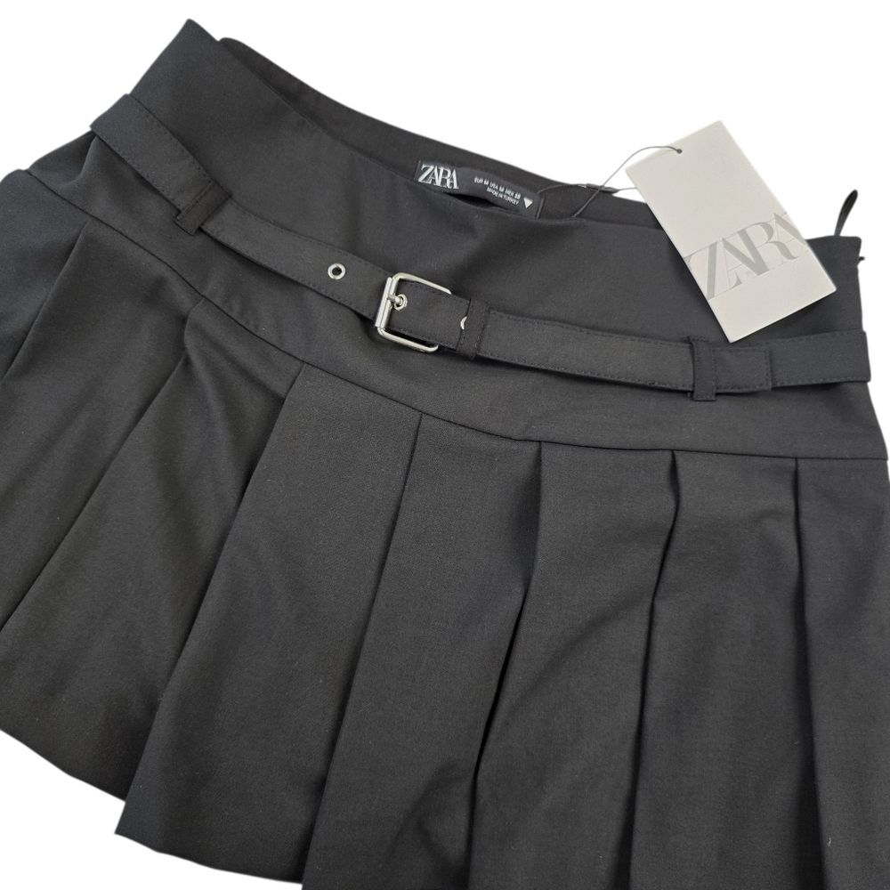 NWT Zara Womens M Box Pleated A-Line Belt Buckled Mini Skort 3067/538/800 Black - Picture 6 of 15